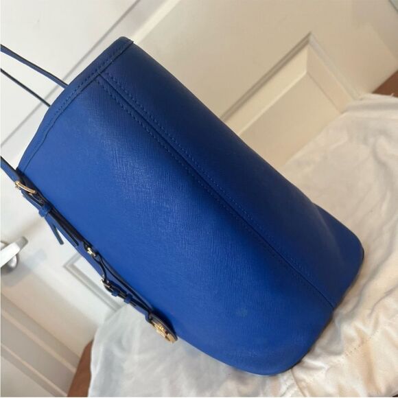 MICHAEL KORS Royal Blue Jet Set Shoulder Bag Voyager East West Laptop Work tote - Picture 3 of 9